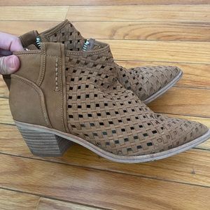 Dolce vita perforated booties